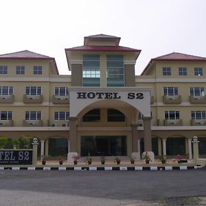 S2 Hotel